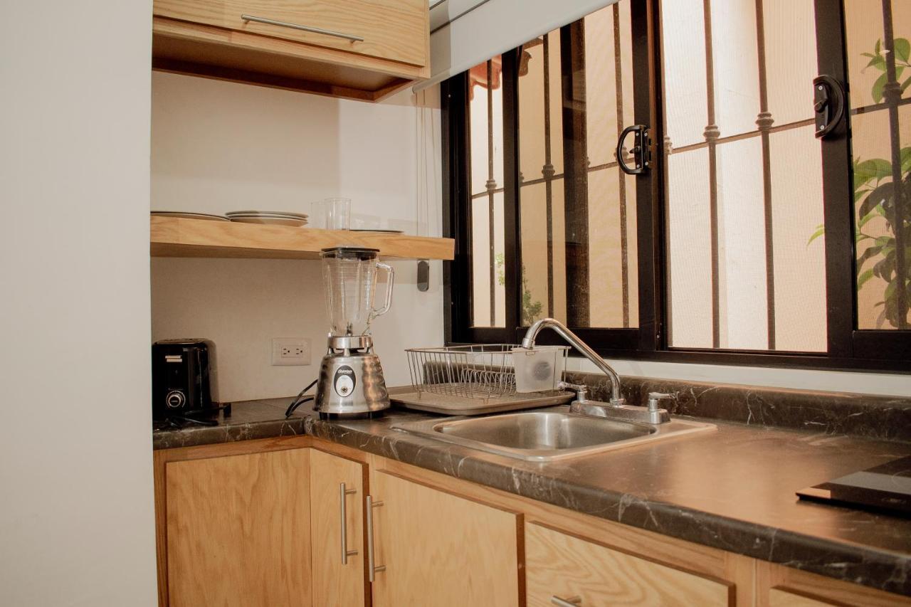 Suites Cervantes Chihuahua Ngoại thất bức ảnh