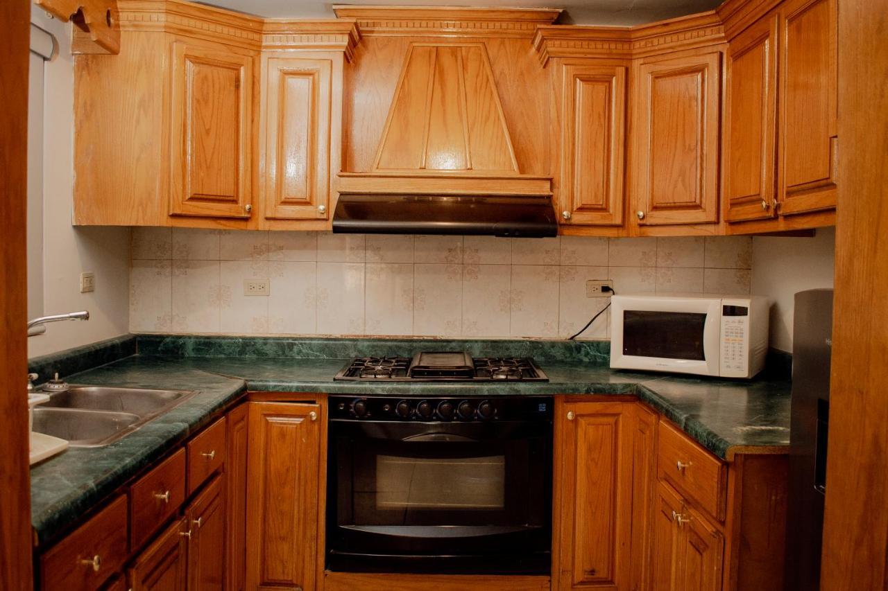 Suites Cervantes Chihuahua Ngoại thất bức ảnh