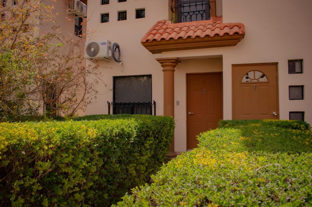 Suites Cervantes Chihuahua Ngoại thất bức ảnh