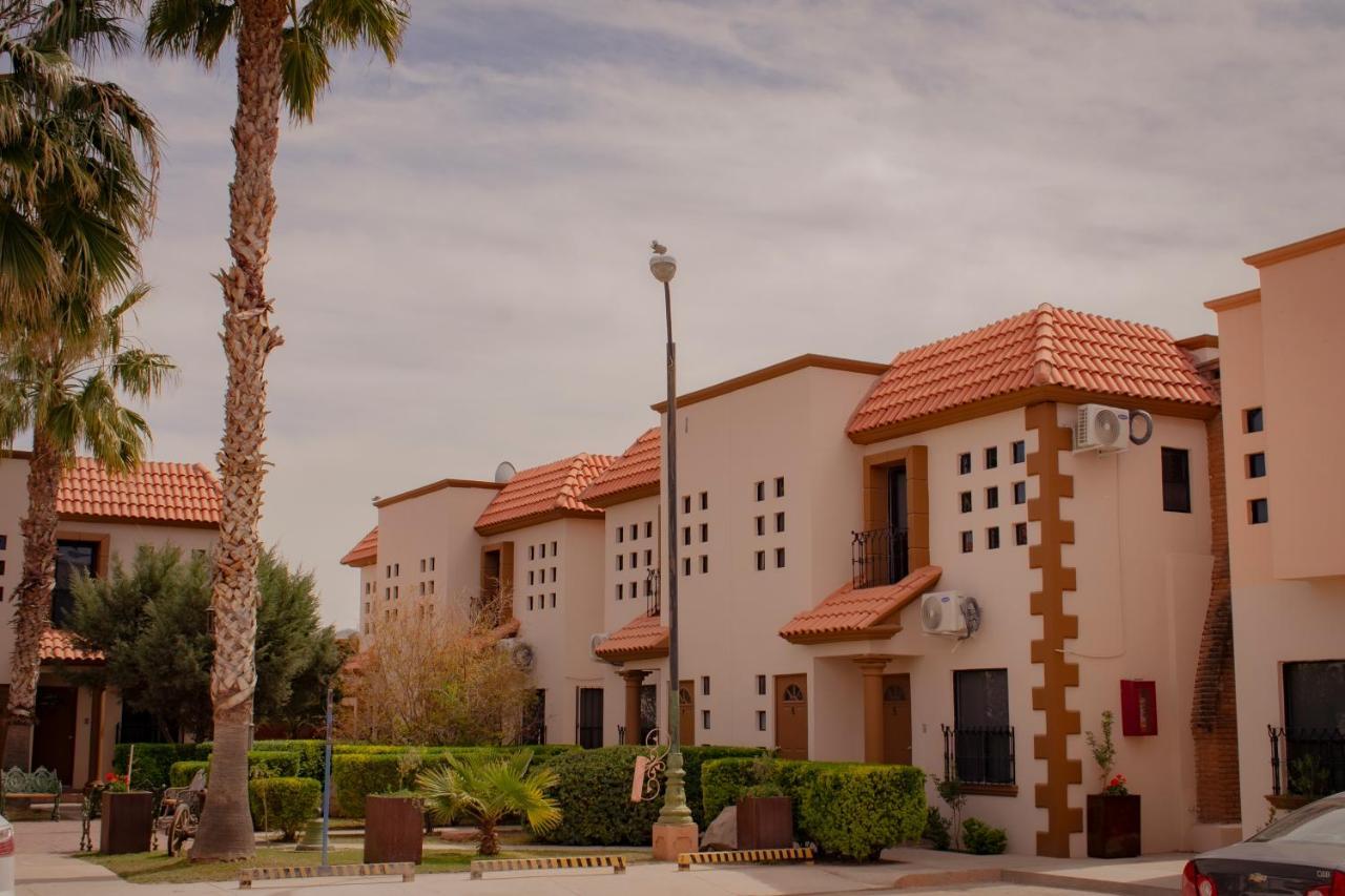 Suites Cervantes Chihuahua Ngoại thất bức ảnh