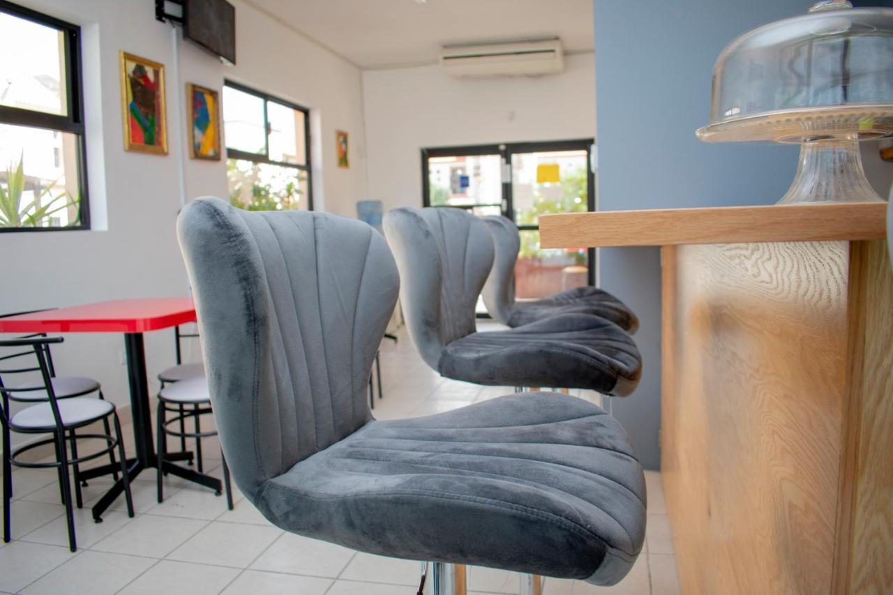 Suites Cervantes Chihuahua Ngoại thất bức ảnh