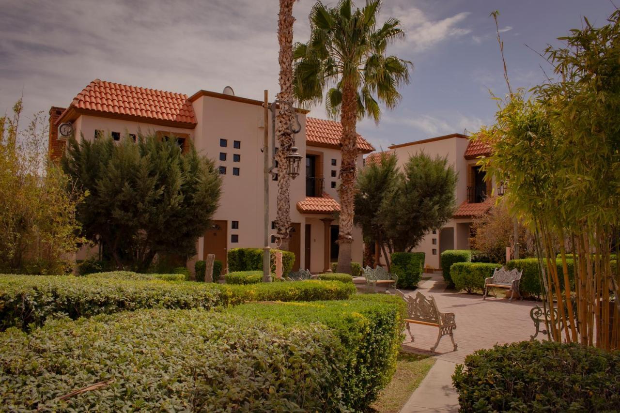 Suites Cervantes Chihuahua Ngoại thất bức ảnh