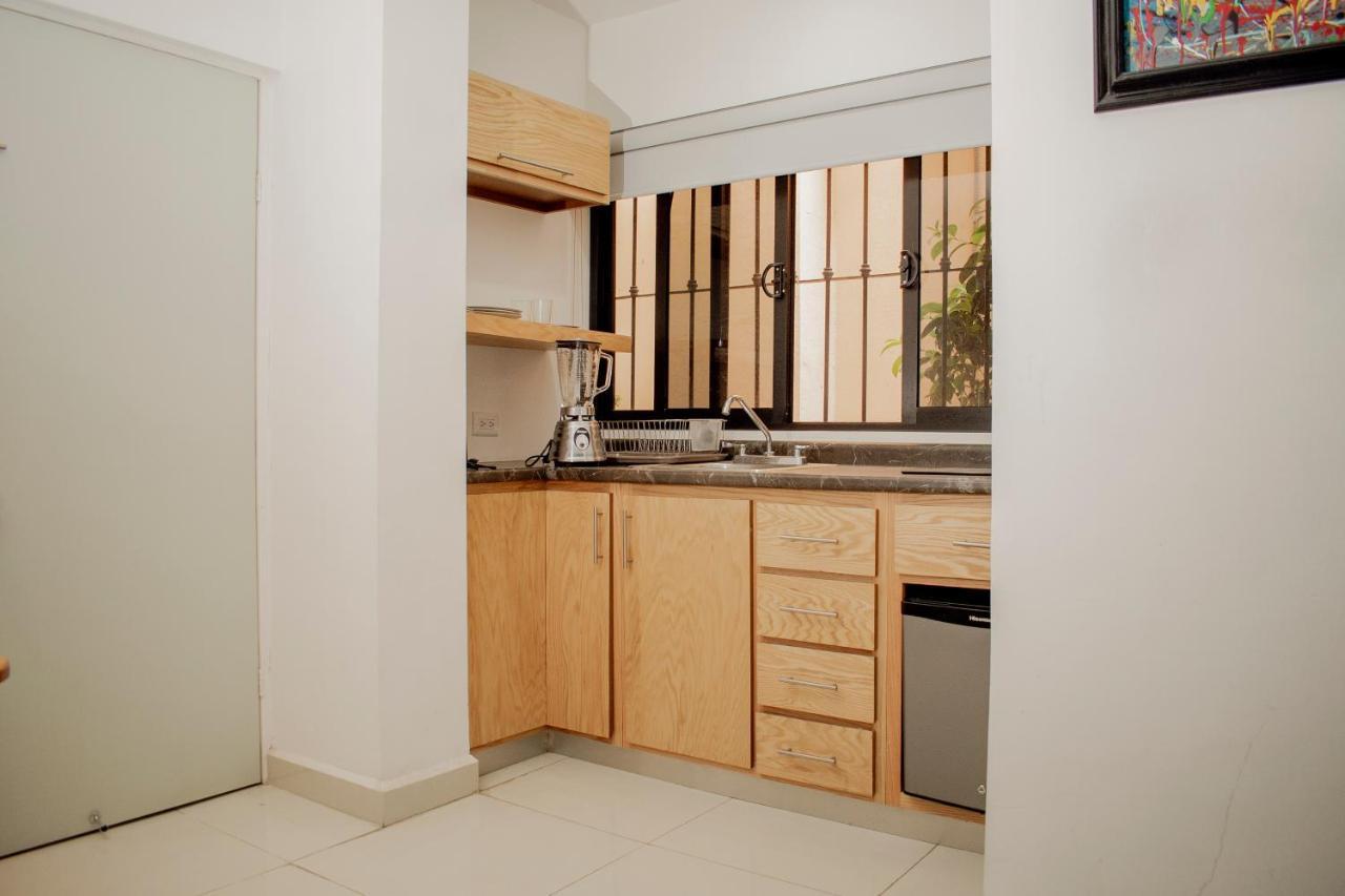 Suites Cervantes Chihuahua Ngoại thất bức ảnh